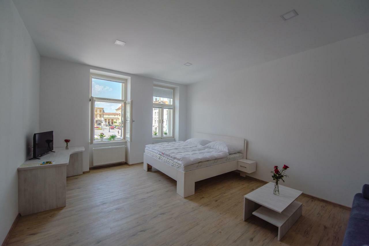 Apartmany Velke Namesti Kroměříž Εξωτερικό φωτογραφία